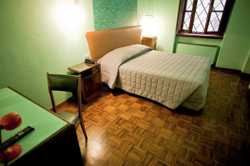 Hotel Diana & Depandance Lucques Extérieur photo